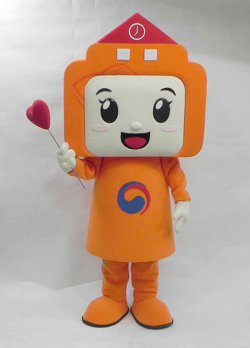 교육청여자인형탈1